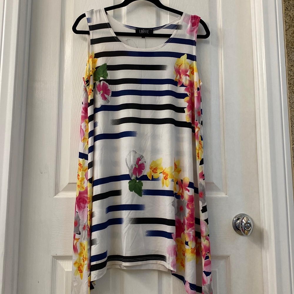 NWT- XL- Lbisse women dress top